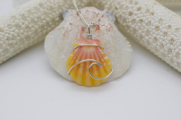 Sunrise hot sale shell pendant